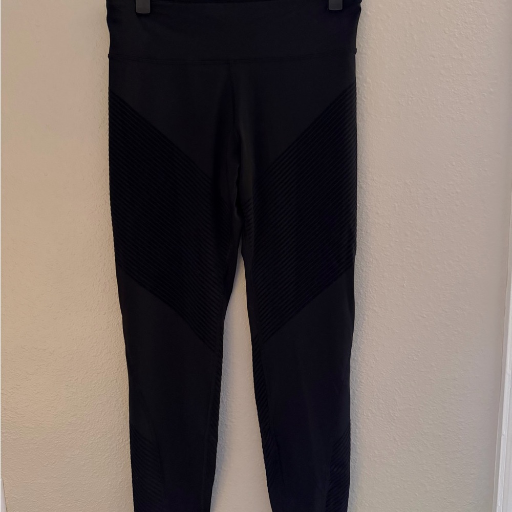 GAP Black Sculpt Compression Leggings